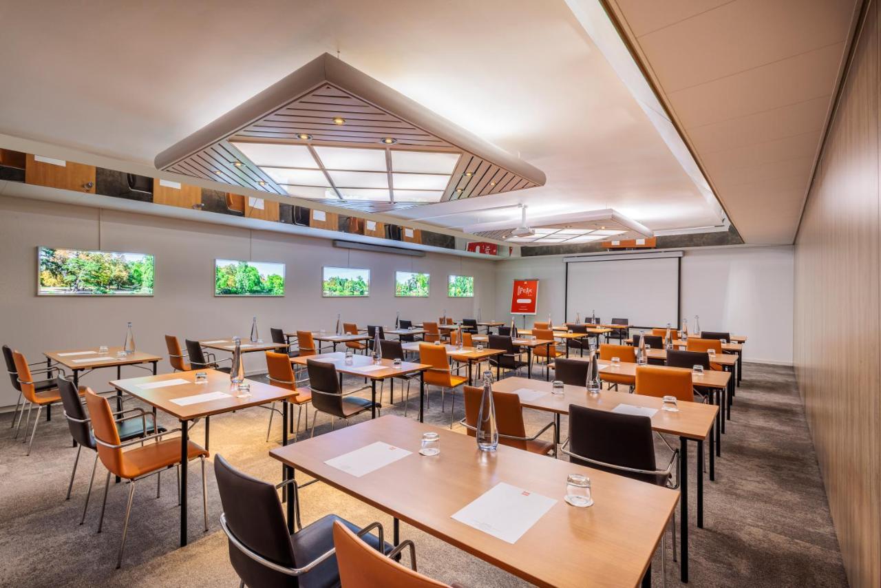 Ibis Lausanne Крисие Екстериор снимка